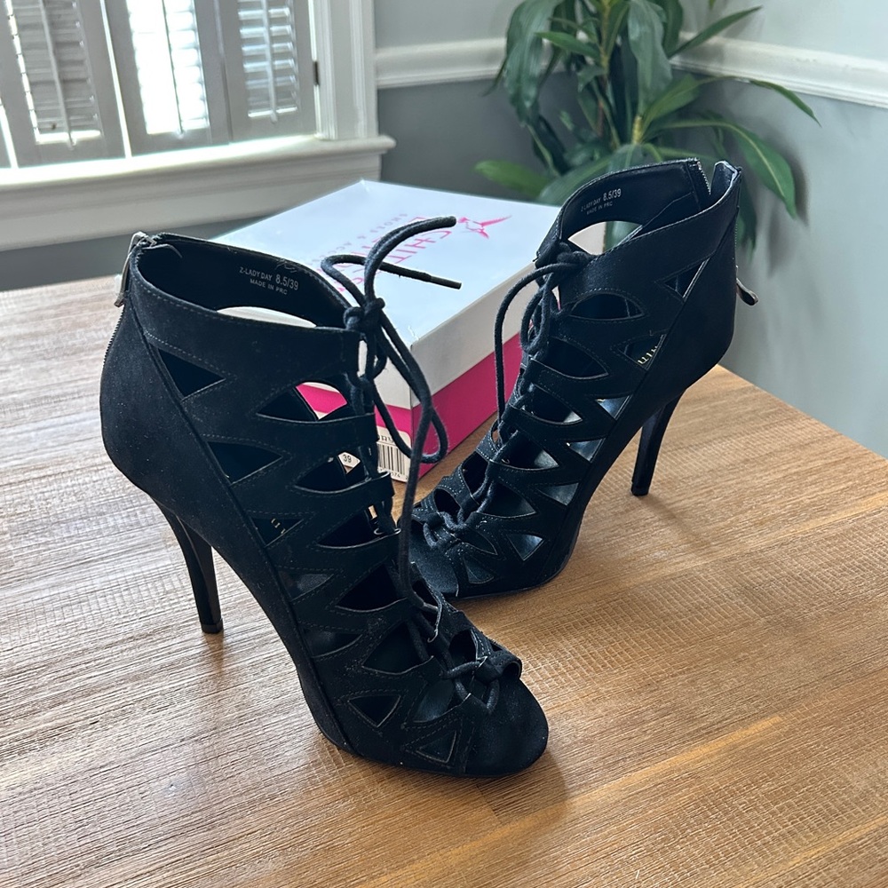 Chinese Laundry Z Lady Day Heels, NWT